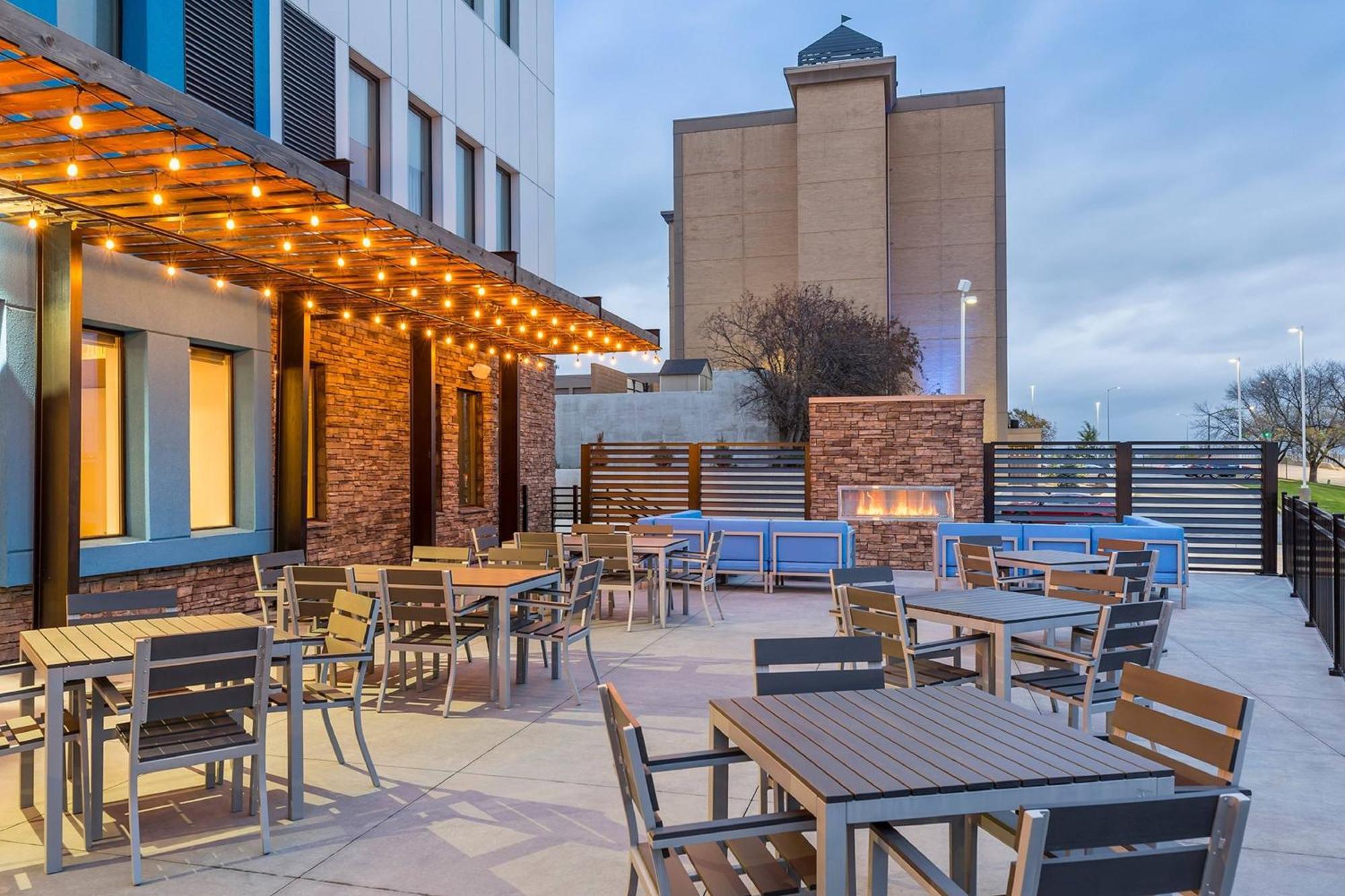 Fairfield Inn & Suites By Marriott Des Moines Downtown Esterno foto